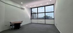 Oxley Bizhub (D14), Factory #577068401